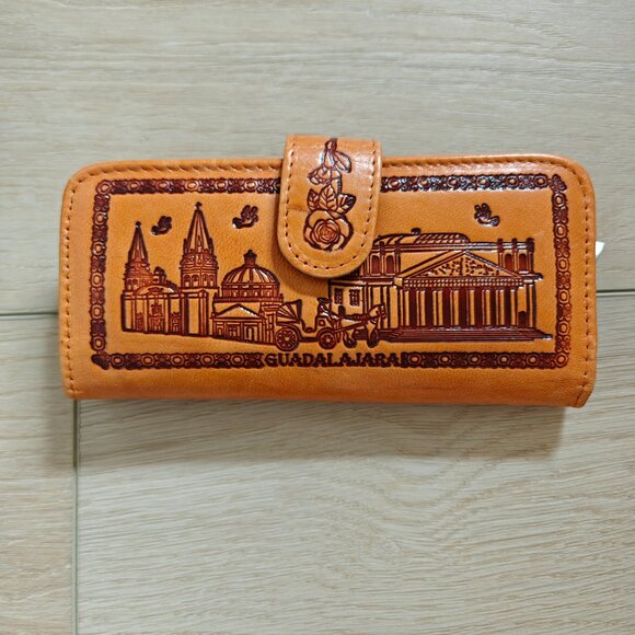 Vintage Guadalajara Mexico Tooled Leather Wallet - Picture 2 of 6